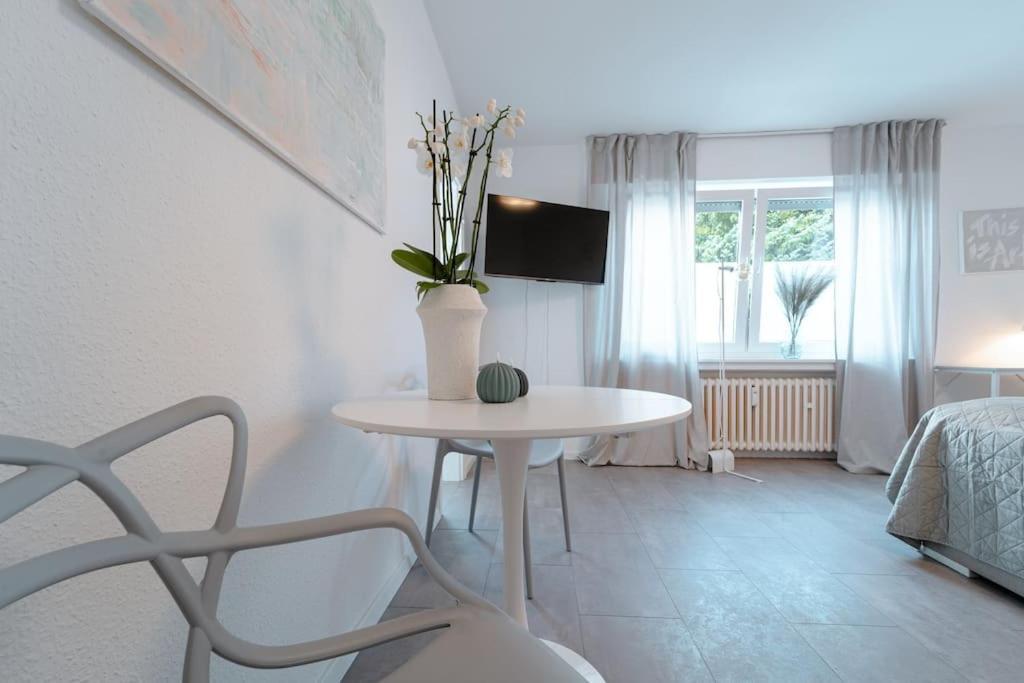 Zentral Gelegenes Appartment Хаан Екстериор снимка